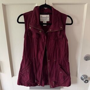 American Rag Burgundy/Maroon Sleeveless Denim Vest